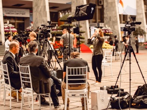 Komisja Europejska przedstawiła szczegóły Europejskiej Tarczy Demokracji. Nawet Orwell tego nie przewidział