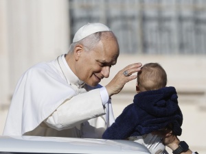 Papież przypomniał o polskim Święcie Niepodległości: Strzeżmy pokoju z sercem zakorzenionym w Ewangelii
