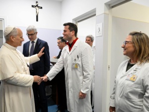 Leon XIV otworzył w Watykanie przychodnię dla ubogich