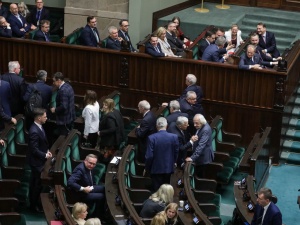 Precz z komuną!. PiS opuścił salę obrad podczas przedstawiania kandydatury Czarzastego