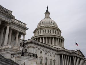 Kongres USA zatwierdził projekt ustawy o upublicznieniu akt Epsteina