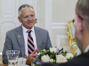 Fala entuzjazmu po przemówieniu ambasadora USA Toma Rose'a ws. Polski