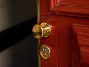 [Porada prawna] Jak postępować z lokatorem, który nie płaci