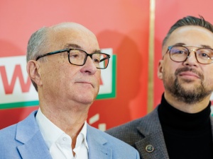 Wojna na lewicy? Miller rozbija Czarzastego. W pył