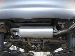 Setki aut w Niemczech uszkodzonych pianką montażową. Sprawą zajęły się służby