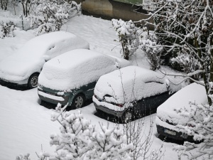 Ważny komunikat dla kierowców. Zimą możesz dostać wysoki mandat