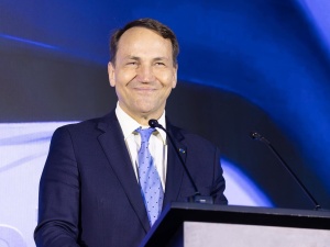 Radosław Sikorski nie znalazł czasu na rozmowę z ambasadorem Izraela, bo... promuje swoją książkę?