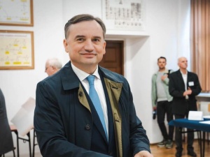 Ziobro do Żurka: Tak to jest, gdy próbuje się udawać silnego drwala, a jest się jedynie fujarą