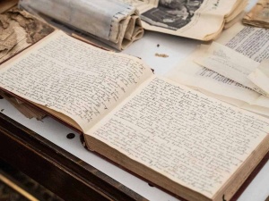 Warszawa: Niezwykłe znalezisko pod podłogą starej kamienicy