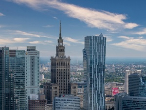 Warszawiacy zaniepokojeni kolorem potoku. Służby wyjaśniają