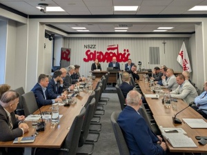 Okrągły stół w sprawie dramatycznej sytuacji polskiego przemysłu chemicznego