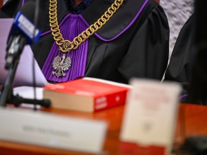 Zdaniem TSUE „sądem” są notariusze, ale nie mogą być nimi sędziowie powołani przez Prezydenta RP