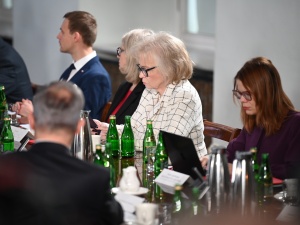 Maria Ochman podczas Szczytu Zdrowotnego: Sprzęt sam nie pracuje. W systemie ochrony zdrowia potrzebni są przede wszystkim ludzie