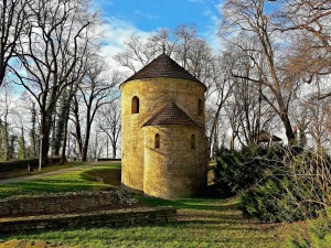 Dziś jedyna w roku Msza św. w romańskiej Rotundzie św. Mikołaja