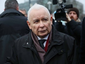 Prowokatorzy na miesięcznicy smoleńskiej. Mocne słowa prezesa PiS