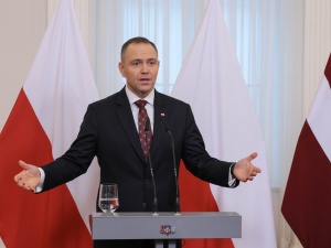 Karol Nawrocki: Nie trafiła do mnie oficjalna informacja o planowanym przekazaniu Ukrainie MiG-ów