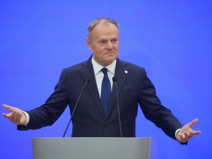 Półmetek rządu Tuska. CBOS opublikował najnowszy sondaż