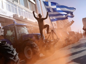 Dantejskie sceny w Grecji. Rolnicze protesty sparaliżowały kraj