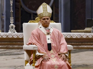 Niedziela Gaudete. Co oznacza i dlaczego zamienia fiolet na róż?