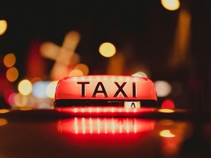 Zniewagi i naruszenie nietykalności taksówkarza. Są zarzuty wobec radnej KO