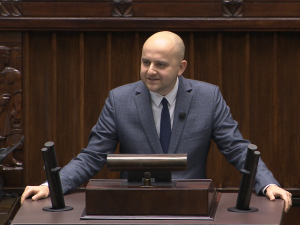 Posłowie przyłączają się do akcji Solidarności #IdziemyPOwasOszuści