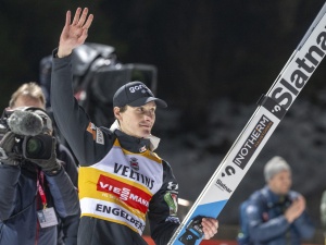 Domen Prevc wygrywa po raz piąty z rzędu. Jak wypadli Polacy?