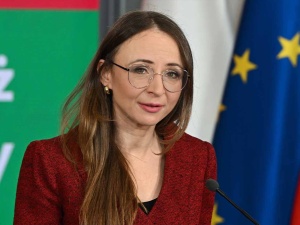 Ogłoszenia o pracę muszą być neutralne płciowo. Minister: Mamy piękny, bogaty język