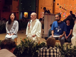 Dziś rozpoczyna się spotkanie Taizé w Paryżu. Papież skierował do młodych przesłanie