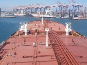 Po ataku USA na Wenezuelę chińskie supertankowce zmieniają kurs