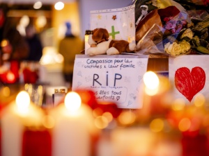 W Crans-Montana odprawiono Mszę żałobną. Ludzie nie mogli pomieścić się w świątyni