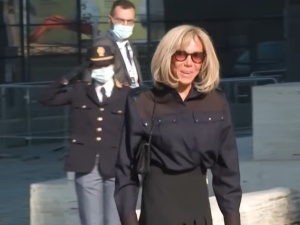 Kwestionowali płeć żony Macrona. Sąd skazał 10 osób