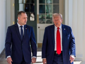 Nawrocki najlepszy w Polsce, Trump na świecie. CBOS ogłasza polityków roku 2025