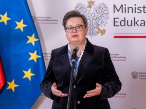 MEN pracuje nad przepisami dot. wyglądu uczniów. Ma obowiązywać wolność i brak dyskryminacji