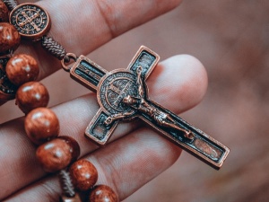 Dziś protest rodziców dotyczący profanacji krzyża w szkole w Kielnie