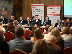 W Warszawie trwa Ogólnopolskie Forum Oświatowe W trosce o przyszłość polskiej szkoły. Zobacz wideo!