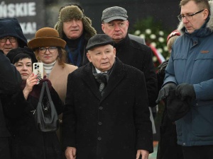 Prowokatorzy na miesięcznicy smoleńskiej. Mocne słowa prezesa PiS