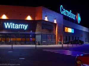  Carrefour zamyka sklepy i zwalnia. Pracę straci nawet 250 osób