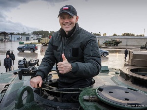 Karol Nawrocki bohaterem internautów na Zachodzie. Elon Musk: Brawo!