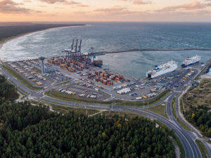 Port, który ma zmienić logistykę i obronność Polski. Wizjonerski projekt PiS