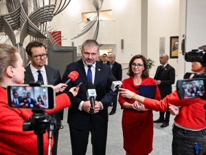 Żurek grozi zgłoszeniem sprawy azylu Zbigniewa Ziobry do TSUE