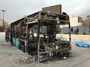 Nawet 20 tys. ofiar protestów w Iranie. W kraju zaprowadzono faktyczny stan wojenny