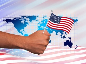 Geopolityczny zwrot USA: Europa w defensywie, Polska bez własnej strategii