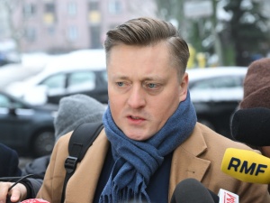 Atak rządu Tuska na mec. Bartosza Lewandowskiego. Adwokat zapowiada procesy