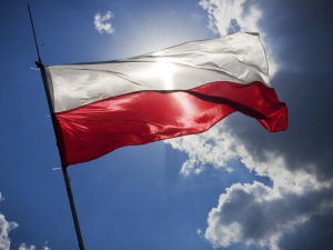 Niemcy ogłosili nielegalność polskich, biało-czerwonych flag na moście w Słubicach