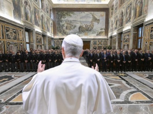 Stolica Apostolska wizytuje Bractwo św. Piotra. Papież spotkał się z dwoma kapłanami tradycjonalistami