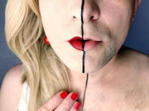 Zwróciła się od transseksualisty per pan. Pielęgniarka zawieszona po incydencie w szpitalu