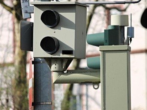 Policja tego nie mówi: Przy tej prędkości fotoradar jeszcze nie robi zdjęcia