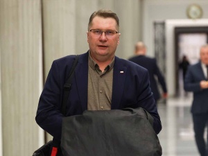 Prof. Przemysław Czarnek: Bandycki atak służb na KRS to część pełzającego zamachu stanu