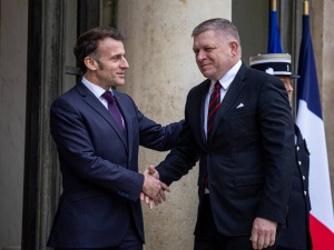 Fico w poufnej rozmowie z Macronem wsparł projekt niepodległej UE