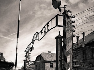 Byłem na obchodach wyzwolenia Auschwitz. Karol Nawrocki stanął na wysokości zadania